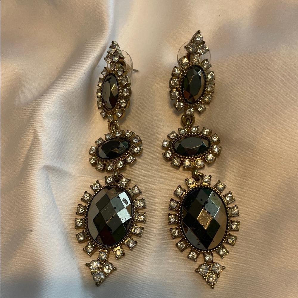 Elegant Black bronze and gold drip earrings a very tiny bit of wear